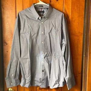Tommy Hilfiger Slim Fit Non Iron Button UP Blue Size 18